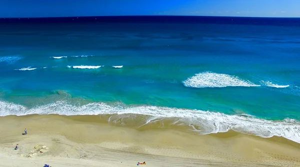 Küste von Palmenstrand, Luftaufnahme von Florida — Stockfoto