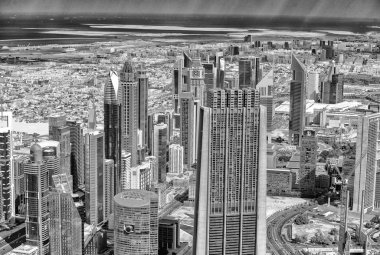 Dubai - 22 Kasım 2015: Şehir manzarası güzel bir gün. Duba