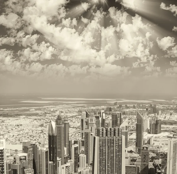 Skyline blanco y negro de Dubai —  Fotos de Stock