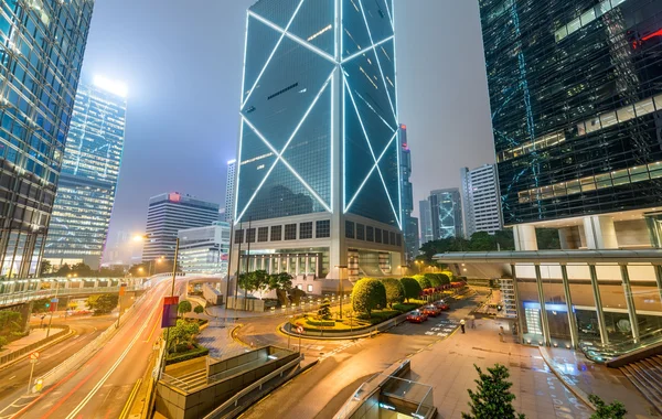 Modern skyline of Hong Kong at night — Stock Photo, Image