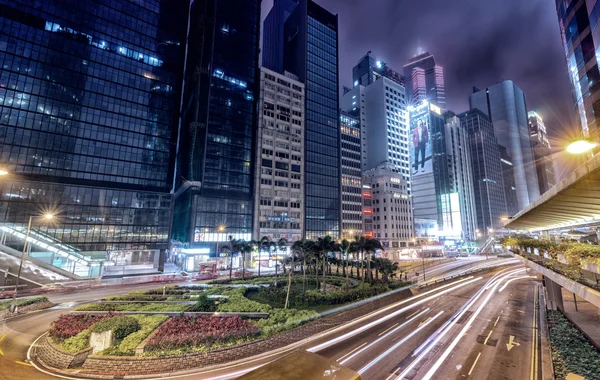 Modern silhuett av Hong Kong på natten. — Stockfoto