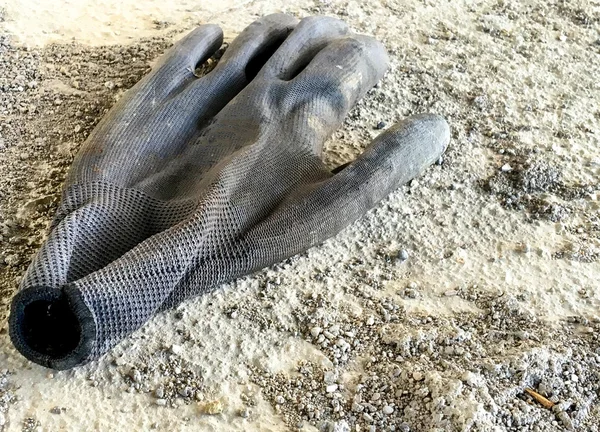 Handschuhe im industriellen Umfeld — Stockfoto