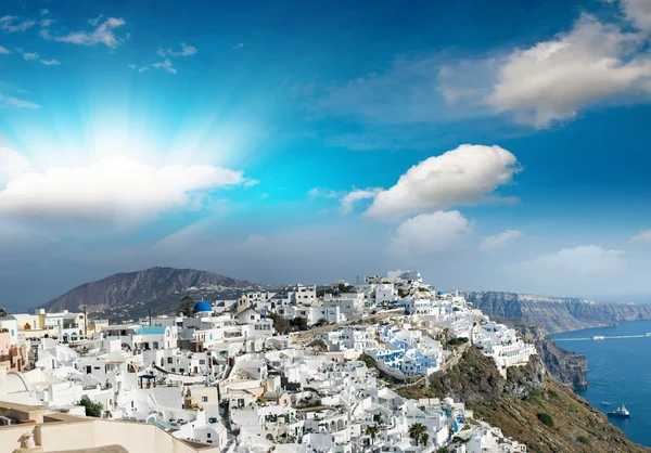 Soumrak nad Santorini. Vesnici Oia, Řecko — Stock fotografie