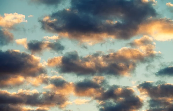 Bei colori del cielo tramonto — Foto Stock