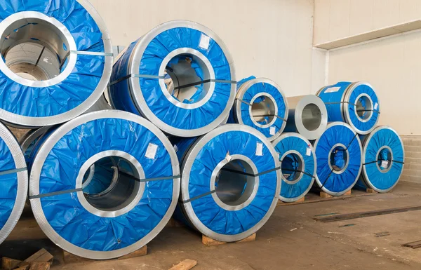 Steel coils inside a factory — Stock Photo, Image