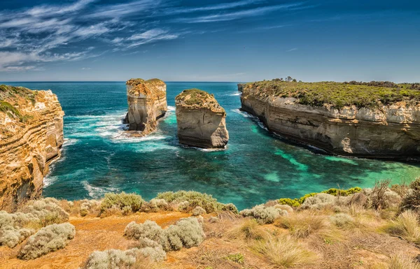 Bu paritinin çok görkemli Great Ocean Road kıyı şeridi alacakaranlıkta, Avustralya — Stok fotoğraf