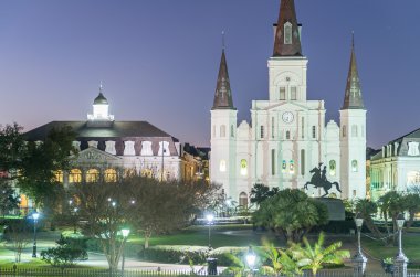 Jackson Square, New Orleans - La güzel mimarisi