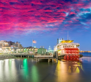 Binalar ve New Orleans, Lousiana manzarası
