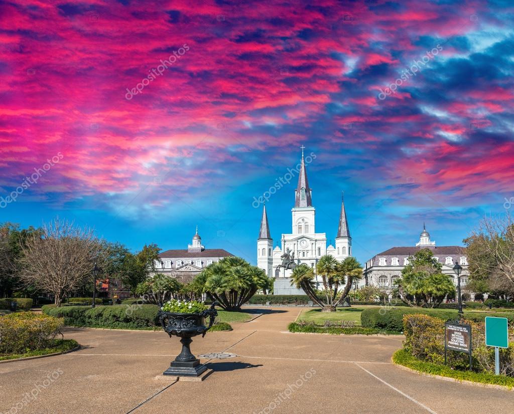 Beautiful architecture of Jackson Square, New Orleans LA — Stock