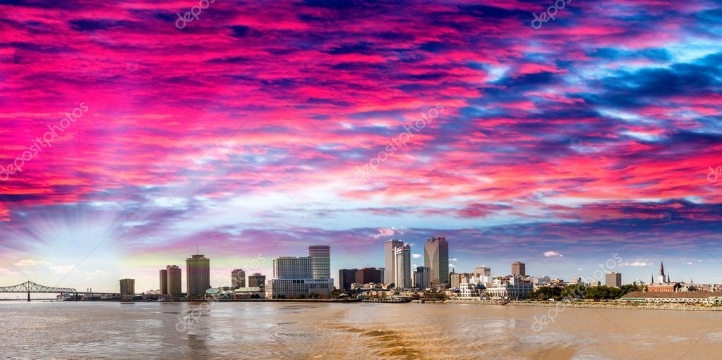 Фотообои New Orleans city view