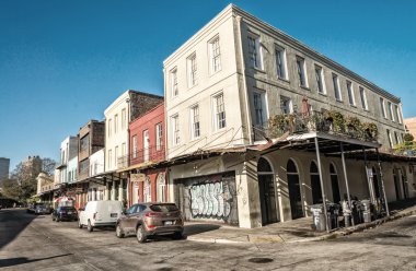 New Orleans - 9 Şubat 2016: Şehir sokakları ve manzarası. Yeni veya