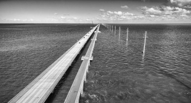 Anahtarları Köprüsü, Florida üzerinden günbatımı