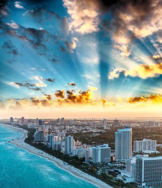 Miami beach vid solnedgången — Stockfoto