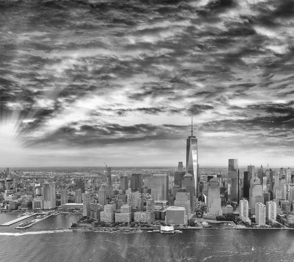 Vista en blanco y negro de Manhattan —  Fotos de Stock