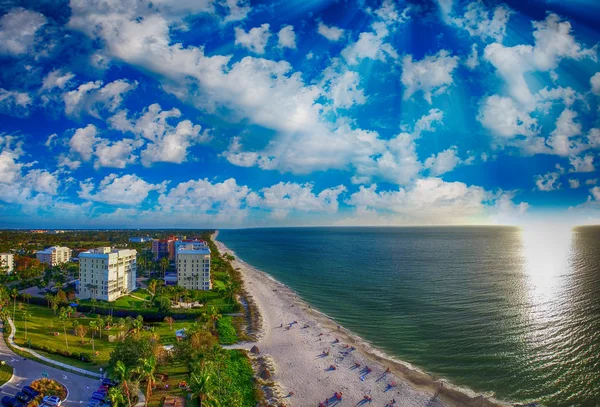 Vista aérea de la playa de Nápoles, Florida —  Fotos de Stock