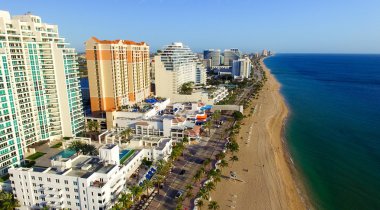 Fort Lauderdale Florida helikopterden görüldüğü gibi