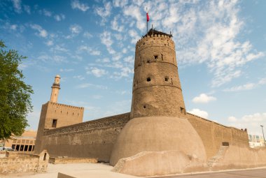 Dubai Müzesi dış güneşli bir günde
