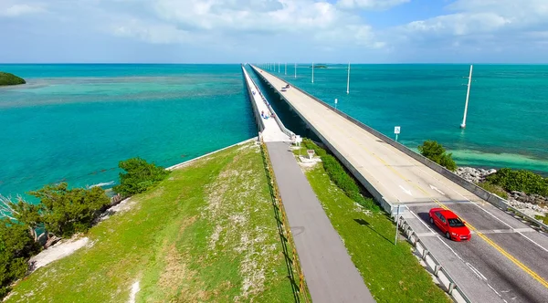 Flygfoto över bron som förbinder nycklar, Florida — Stockfoto