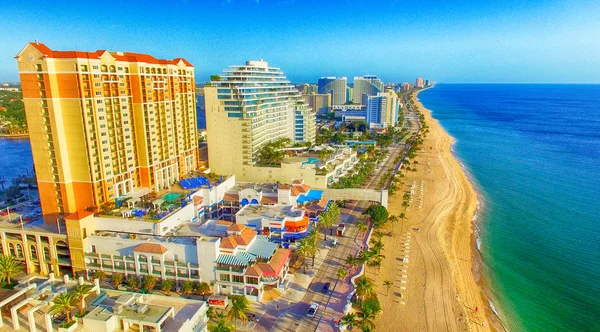 Fort Lauderdale como visto de helicóptero, Florida — Fotografia de Stock