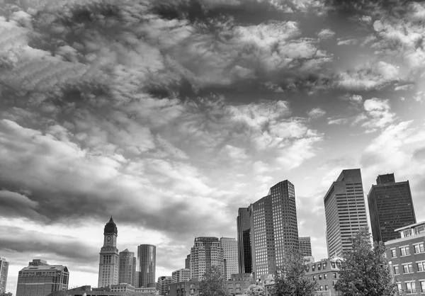 Панорамный вид на город из Норт-Энд-парка - Бостон, штат Массачусетс — стоковое фото
