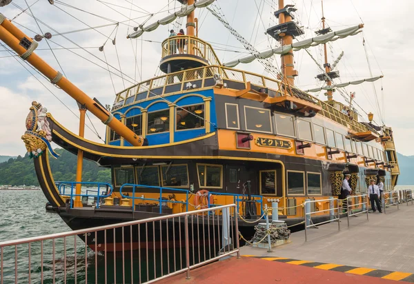 O cruzeiro turístico de Hakone serve — Fotografia de Stock