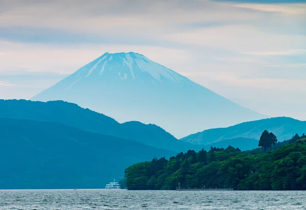 Lake ashi und Mount fuji, hakone - japan — Stockfoto