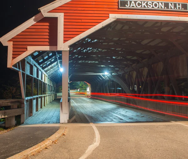 Houten brug bij nacht in Jackson, Nh — Stockfoto