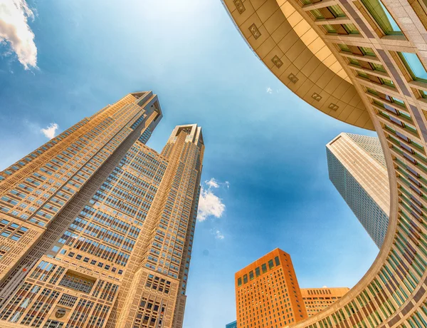 Shinjuku modern gökdelenler. Tokyo — Stok fotoğraf