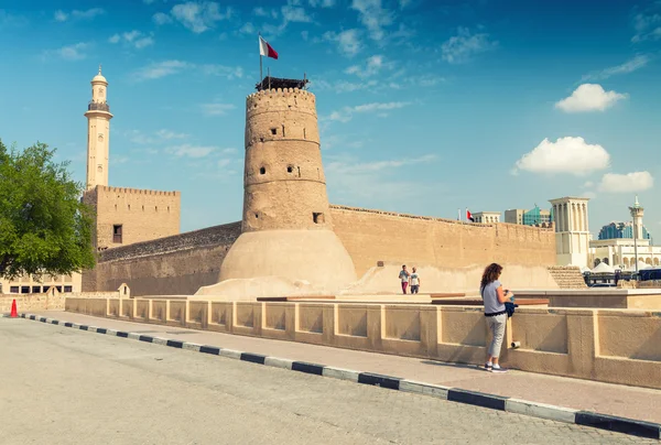 Παλαιό Μουσείο του Ντουμπάι και το κάστρο — Φωτογραφία Αρχείου