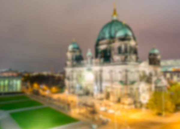 Incroyables couleurs nocturnes de Berliner Dom, Cathédrale de la ville — Photo