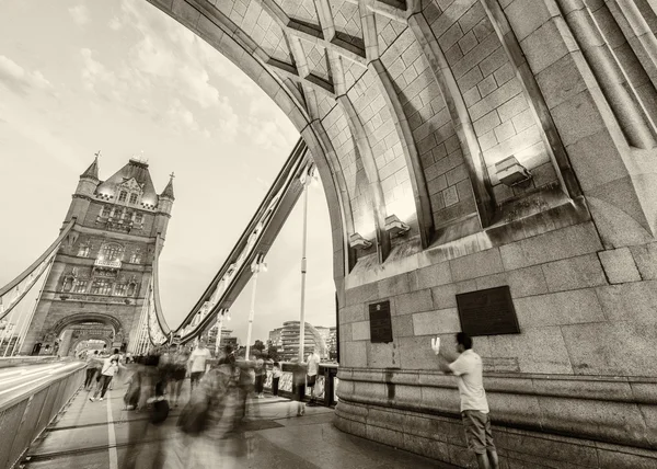 Londra, İngiltere'de güzel siyah beyaz görünümü — Stok fotoğraf