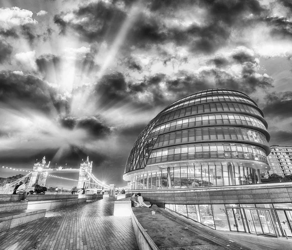 Londres paisaje nocturno alrededor de Southwark — Foto de Stock