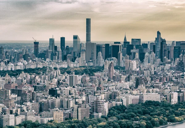 Luchtfoto van de skyline van Manhattan — Stockfoto