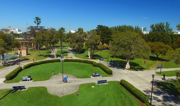 Miami Beach park och skyline, Flygfoto — Stockfoto