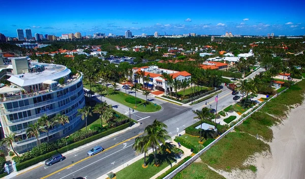 Krásný letecký pohled na Palm Beach za slunečného dne, Florida — Stock fotografie