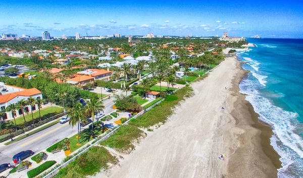 Krásný letecký pohled na Palm Beach za slunečného dne, Florida — Stock fotografie