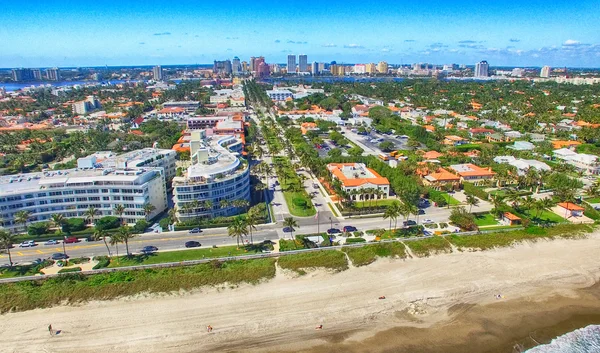 A napos, floridai Palm Beach gyönyörű légi felvétel — Stock Fotó