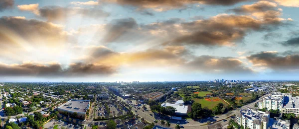 Aerial sunset view of Miami Homes, Florida — Stock Photo, Image