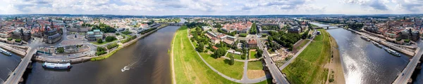 Panoramautsikt över 360 grader Flygfoto över Dresden. Altstadt och Neust — Stockfoto
