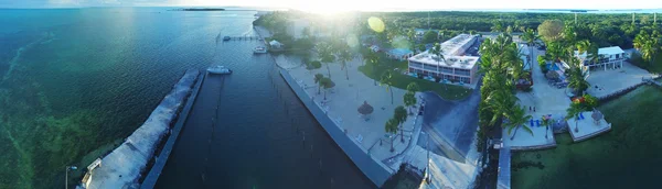 Islamorada, Florida Keys. Mooie scenario uit de lucht bij zon — Stockfoto