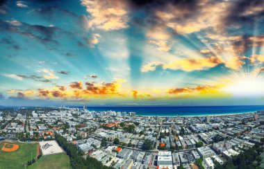 Miami Beach evleri, hava panoramik görünümü - Florida