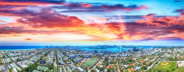 Casas Miami Beach, vista panorámica aérea - Florida —  Fotos de Stock
