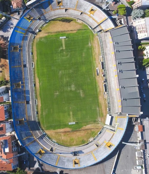 Pisa. Légi kilátás a városi labdarúgó stadion, Arena Garibaldi — Stock Fotó