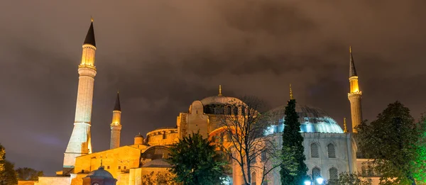 Hagia Sophia at night — Stock Photo, Image