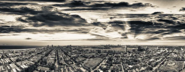 Aerial sunset view of Miami Homes, Florida — Stock Photo, Image