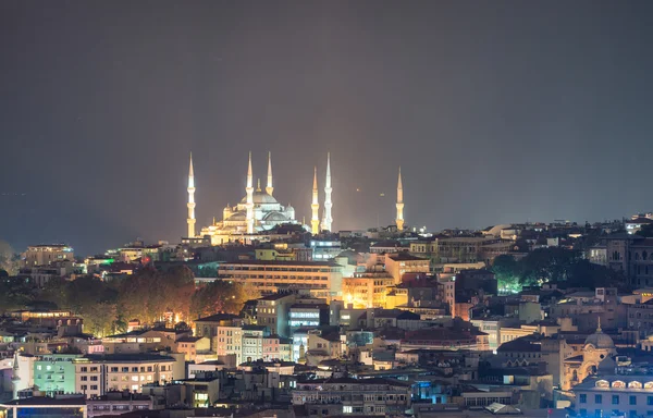 Istanbul aerial skyline at night, Turkey — Stock Photo, Image