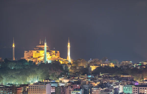 Αεροφωτογραφία του Μπλε Τζαμί Κωνσταντινούπολη το βράδυ — Φωτογραφία Αρχείου