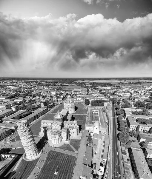 Svartvitt Flygfoto över Miracles Square - Pisa, Toscana, — Stockfoto