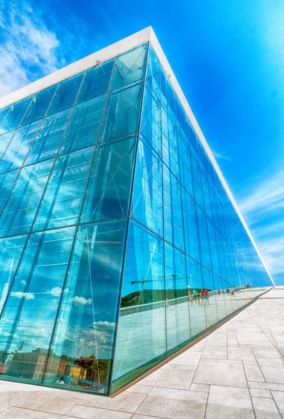 OSLO, NORWAY - JUNE 2009: National Oslo Opera House — Stock Photo, Image