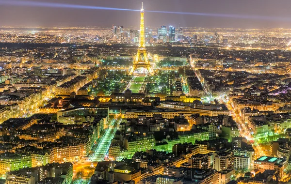 Vista notturna di Parigi — Foto Stock